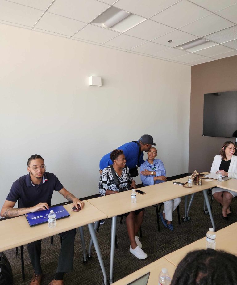 1fb55b5a 943d 40a6 83f9 58f80a636425 768x922