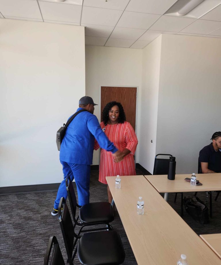 fa3c484c 3486 480f 9e81 5afb522d9427 768x922